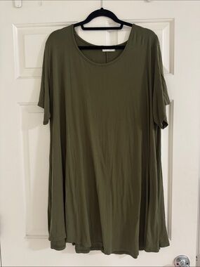 Olive Green Short Sleeve Tunic Top - Relaxed Fit